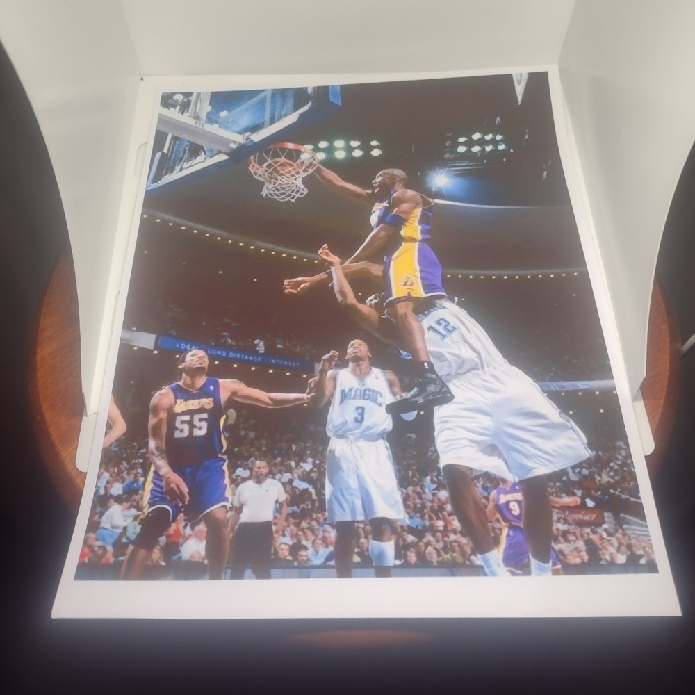 NEW!💯 KOBE BRYANT LAKERS OLD SCHOOL 8.5x11 ULTRA PREMIUM GLOSSY BASKETBALL SET!